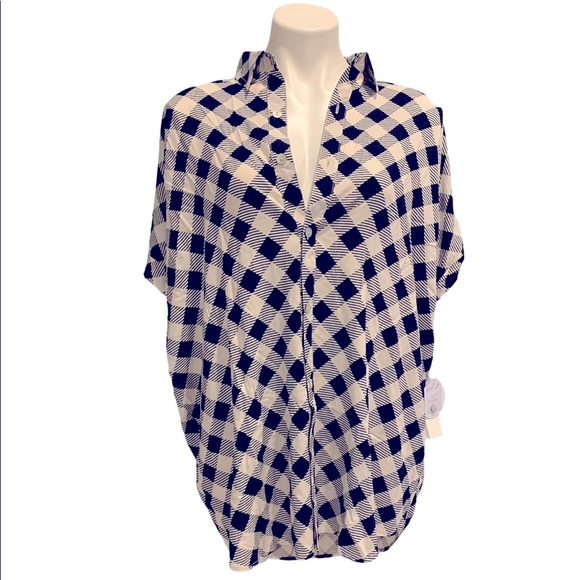 Radio Fiji Beach coverup . - Picture 2 of 4